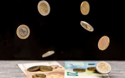 Kaip kainuoja pinigų laikymas sąskaitoje: nematomos bankų paslaugų kainos ir ką su jomis daryti