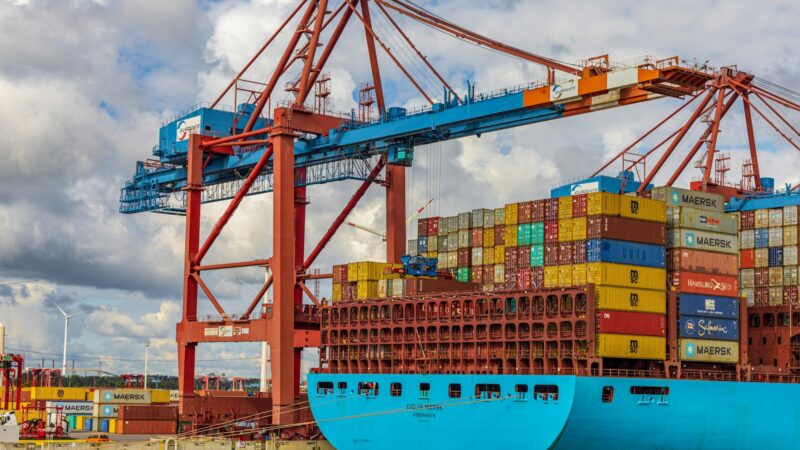Kaip logistikos sutrikimai keičia importo kainas: ko tikėtis mažmenininkams ir vartotojams Lietuvoje