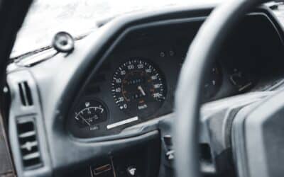 Kelionės automobiliu brangsta: kaip protingai planuoti kuro biudžetą ir maršrutus Lietuvoje