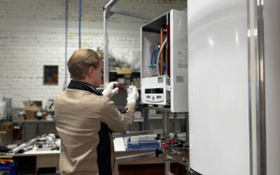 Kietojo kuro katilų pertvarka: ką turi žinoti gyventojai, kai biokuras keičia malkas ir anglį