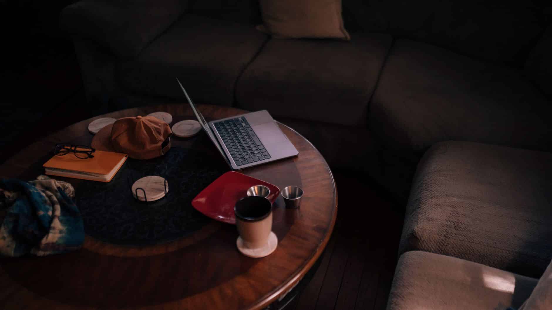 Namų interneto greitis šokinėja ir stringa vaizdo įrašai: praktinis maršrutizatoriaus patikros ir optimizavimo planas