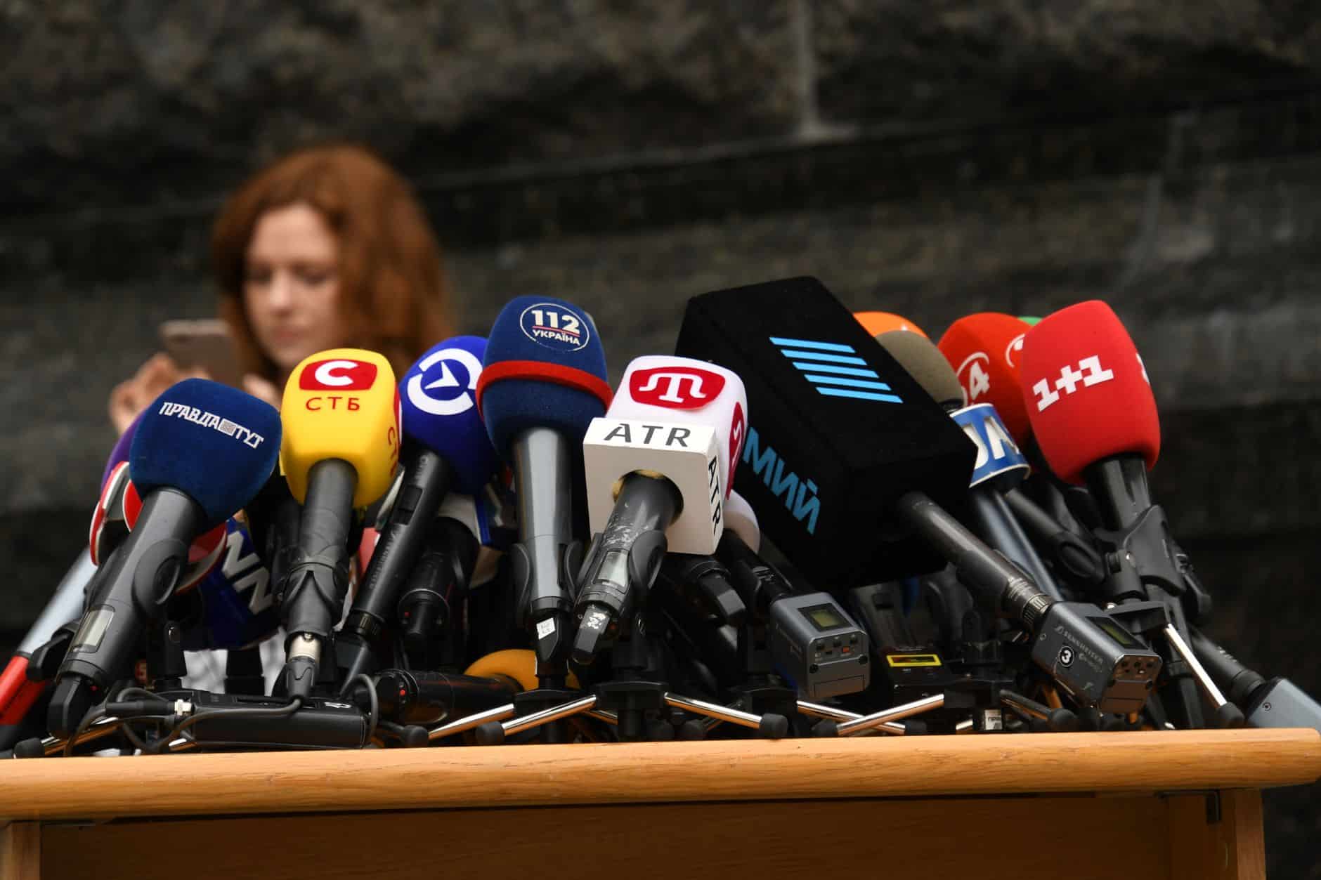 Politikų vieši atsiprašymai ir atsakomybė: kada užtenka žodžių, o kada būtina trauktis iš posto