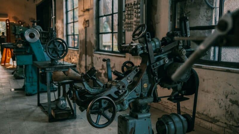 Pramonės elektros sąskaitos po didinamuoju stiklu: 7 žingsniai, kaip gamykloms suvaldyti išlaidas