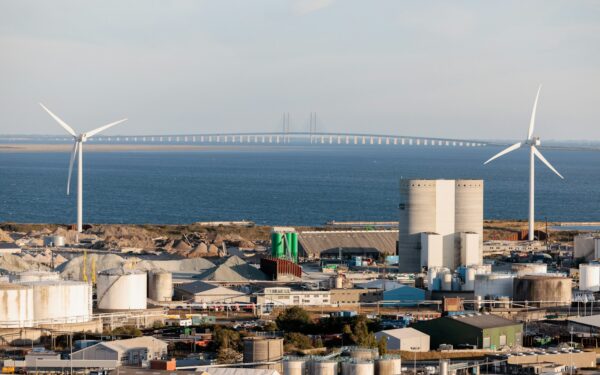 Pramonės jėgų pusiausvyra keičiasi: kaip atsinaujinančios energetikos įmonės perkuria verslo modelius
