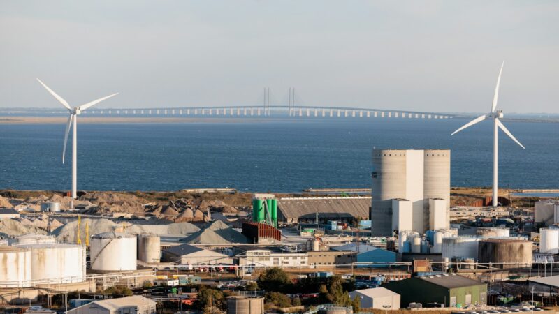 Pramonės jėgų pusiausvyra keičiasi: kaip atsinaujinančios energetikos įmonės perkuria verslo modelius