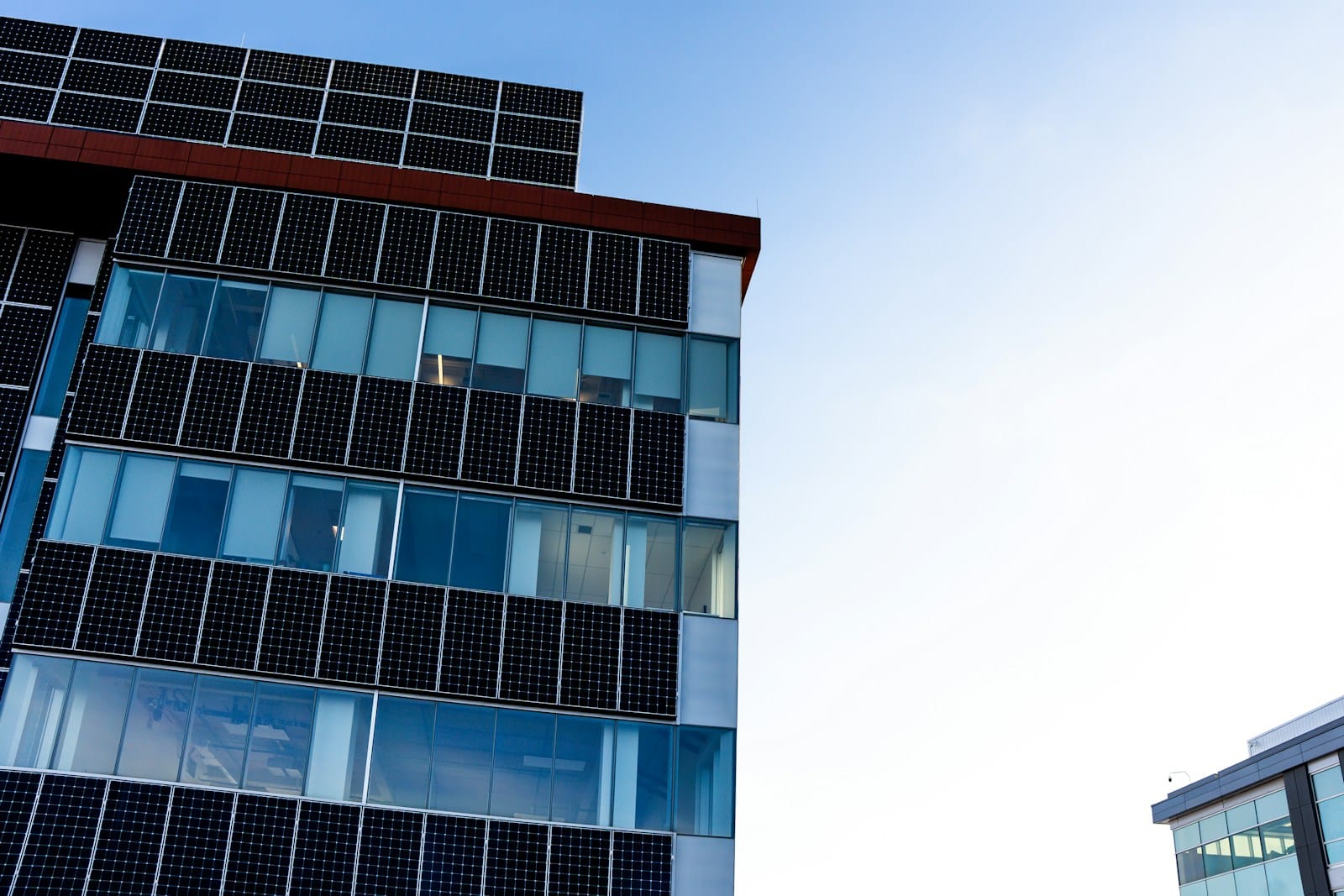 Smulkusis verslas ir klimato krizė: kaip mažos Lietuvos įmonės gali uždirbti iš žaliosios ekonomikos
