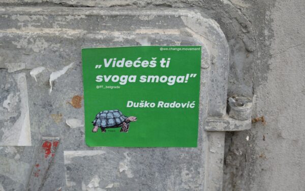 Stalo žaidimų vakaras be streso: kaip susikurti jaukią tradiciją draugams ir šeimai visiems metams
