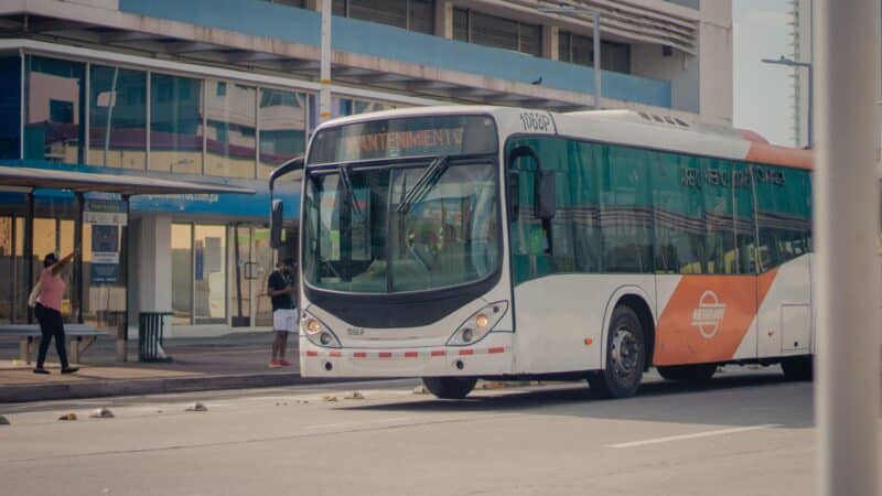 Viešojo transporto ateitis: kaip nacionalinė politika gali pakeisti kasdienes keliones miestuose ir regionuose