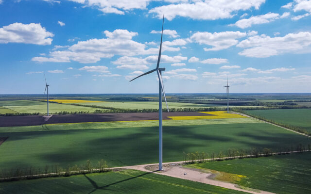 Ukraina skelbia didžiulius energetikos aukcionus, investuotojams siūloma 850 MW kvota