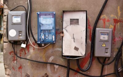 Elektros rinkos liberalizavimo antrasis gyvenimas: ką naujos sutartys ir dinaminiai planai reiškia namams ir smulkiems verslams