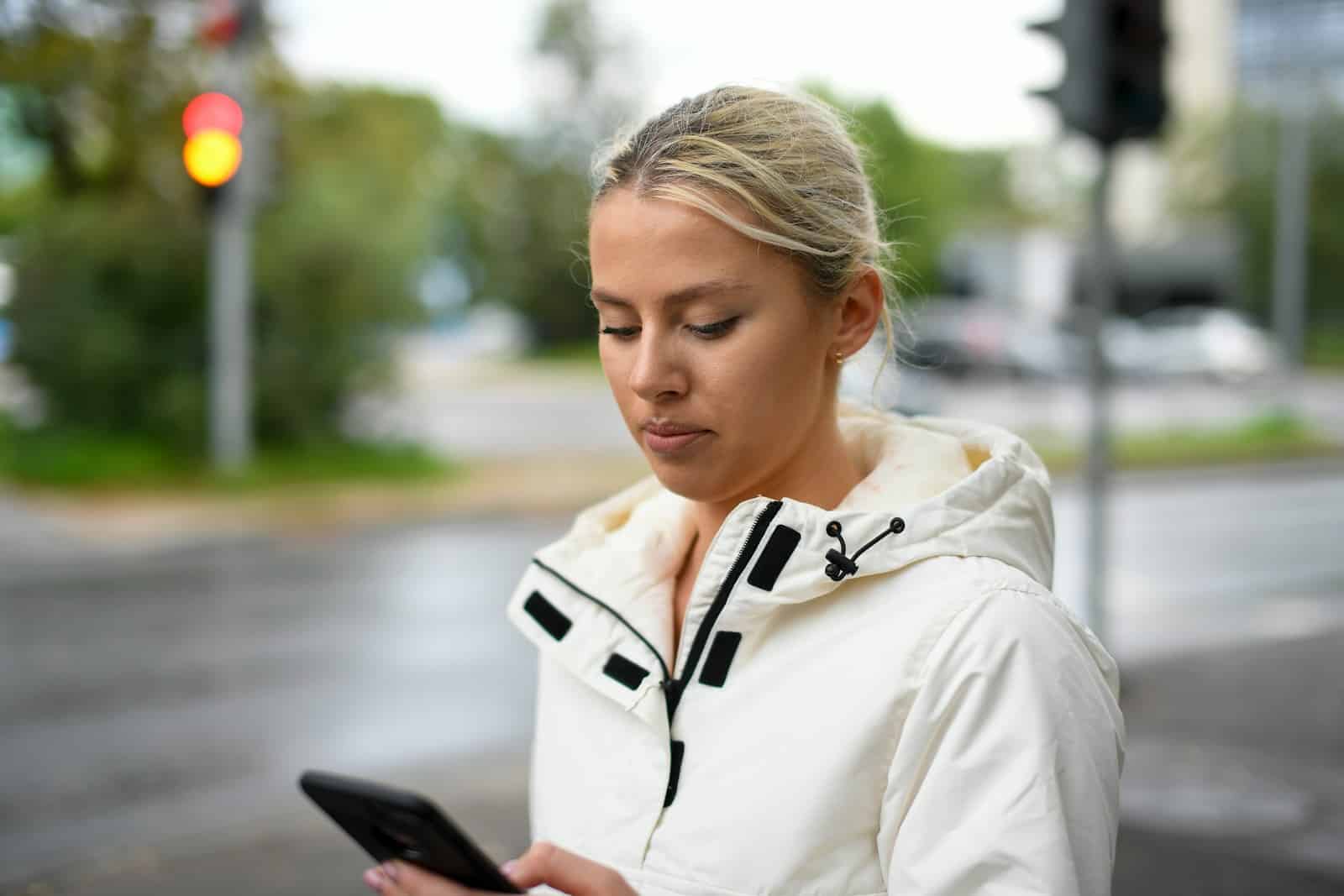 Fotoaparatas kišenėje: kaip išmaniai fotografuoti telefonu ir paversti kasdienybę kūrybinga veikla