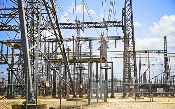 Kaip modernizuojami Lietuvos skirstomieji tinklai: ką gyventojams ir verslui reiškia išmanesnė infrastruktūra
