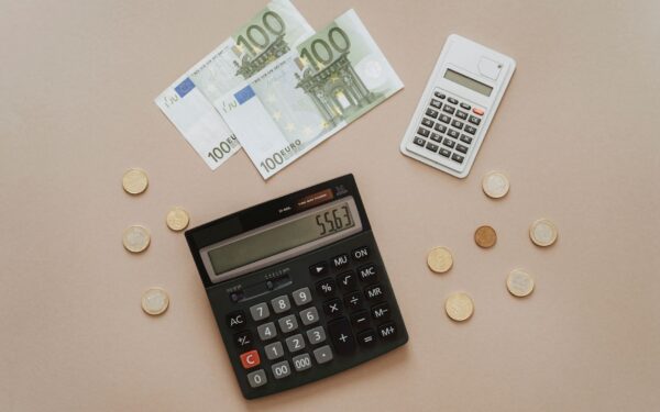 Kaip pasiruošti netikėtoms išlaidoms be streso: finansinis saugumo rezervas nuo nulio iki kelių mėnesių
