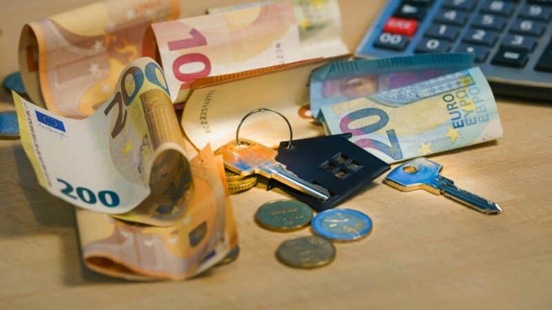 Kaip susikurti finansinį saugumo pagalvę: praktiniai žingsniai nestabilios ekonomikos laikotarpiu