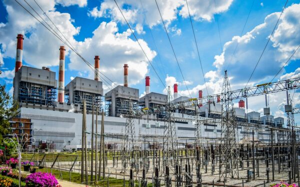Kogeneracinės elektrinės miestuose: kaip vienu metu gaminama elektra ir šiluma gali sumažinti sąskaitas