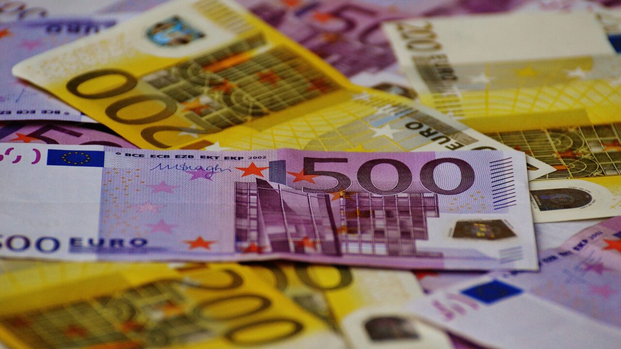 Europos ekonomikai prognozavo niūrų scenarijų, tačiau naujausi skaičiai siunčia visai kitą signalą