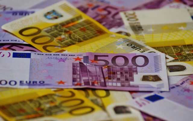 Europos ekonomikai prognozavo niūrų scenarijų, tačiau naujausi skaičiai siunčia visai kitą signalą