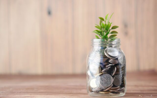 35 metus investuojantis milijonierius keičia strategiją: dėl DI mažina vieną svarbiausių investicijų