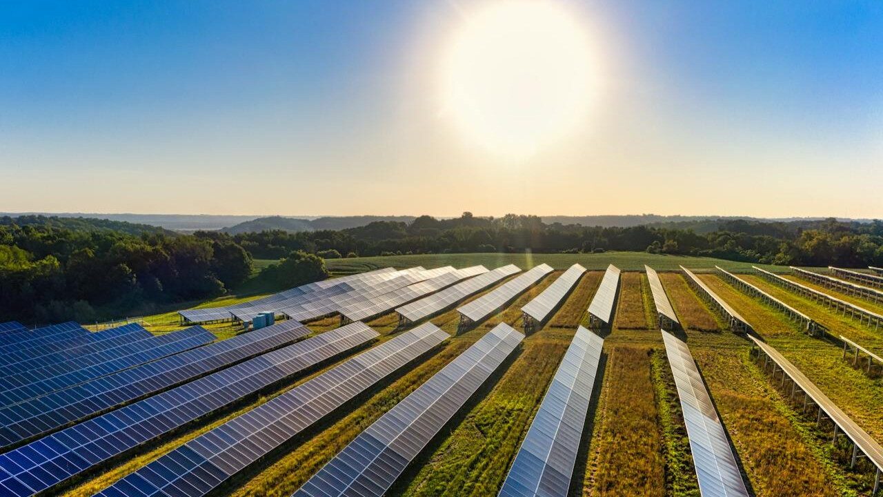 Rumunijai – klausimai iš Briuselio dėl 42,2 mln. eurų išmokos investuotojams