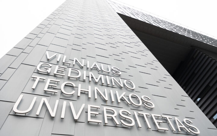 Vilnius Tech pristatys pirmąjį Lietuvoje keliaujantį muziejų „Laikobusas“