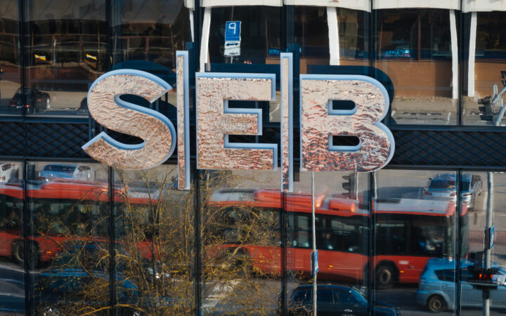 SEB mažina šių metų Lietuvos BVP augimo prognozę iki 3 proc., infliacijos – iki 5,3 proc.