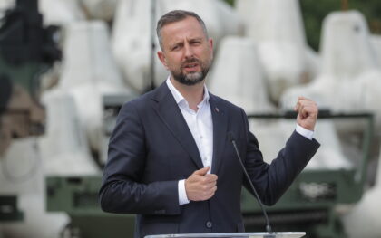 Lenkija ir Ispanija už 5,4 mlrd. eurų kartu pirks „Airbus“ degalų papildymo orlaivius
