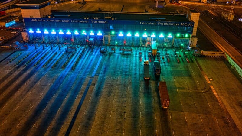 Regioninis logistikos centras Baltijos šalyse stato naują terminalą: ko tikėtis vežėjams ir klientams