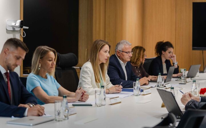 Europai tolstant nuo dujų, Serbija renkasi kitą kelią: planuoja beveik 1 mlrd. eurų projektą