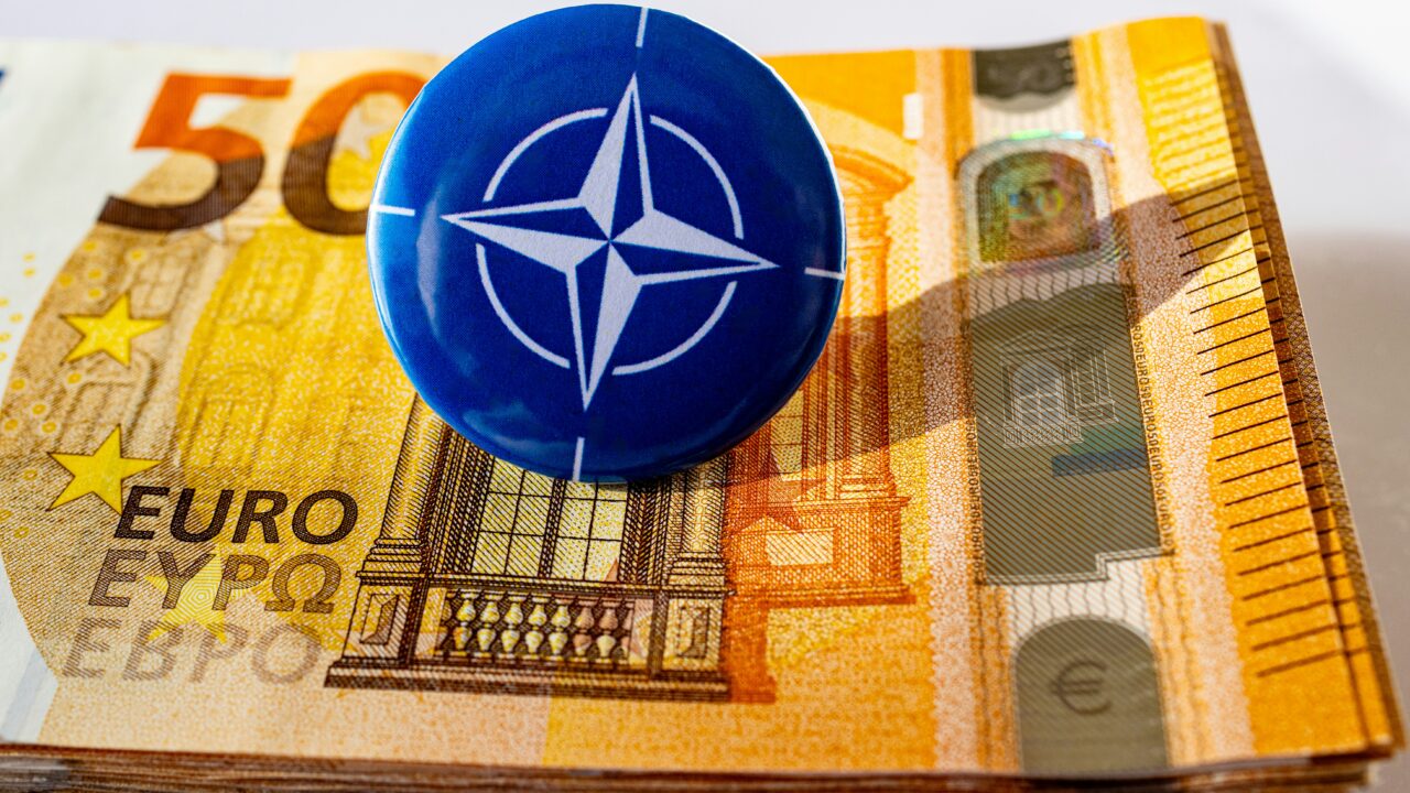 Europos ginklavimosi bumas įsibėgėja: 400 mlrd. eurų gali pakeisti ne tik jos kariuomenę