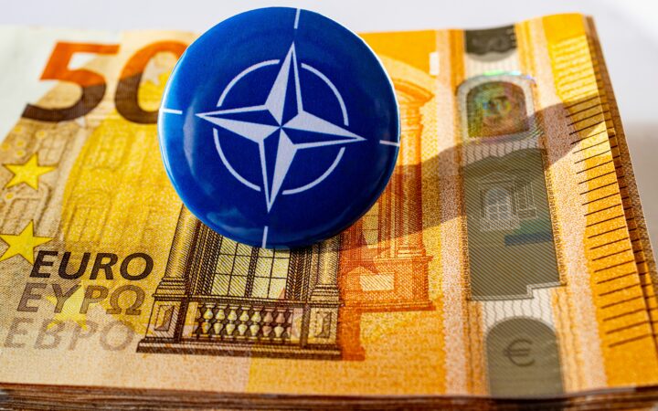 Europos ginklavimosi bumas įsibėgėja: 400 mlrd. eurų gali pakeisti ne tik jos kariuomenę