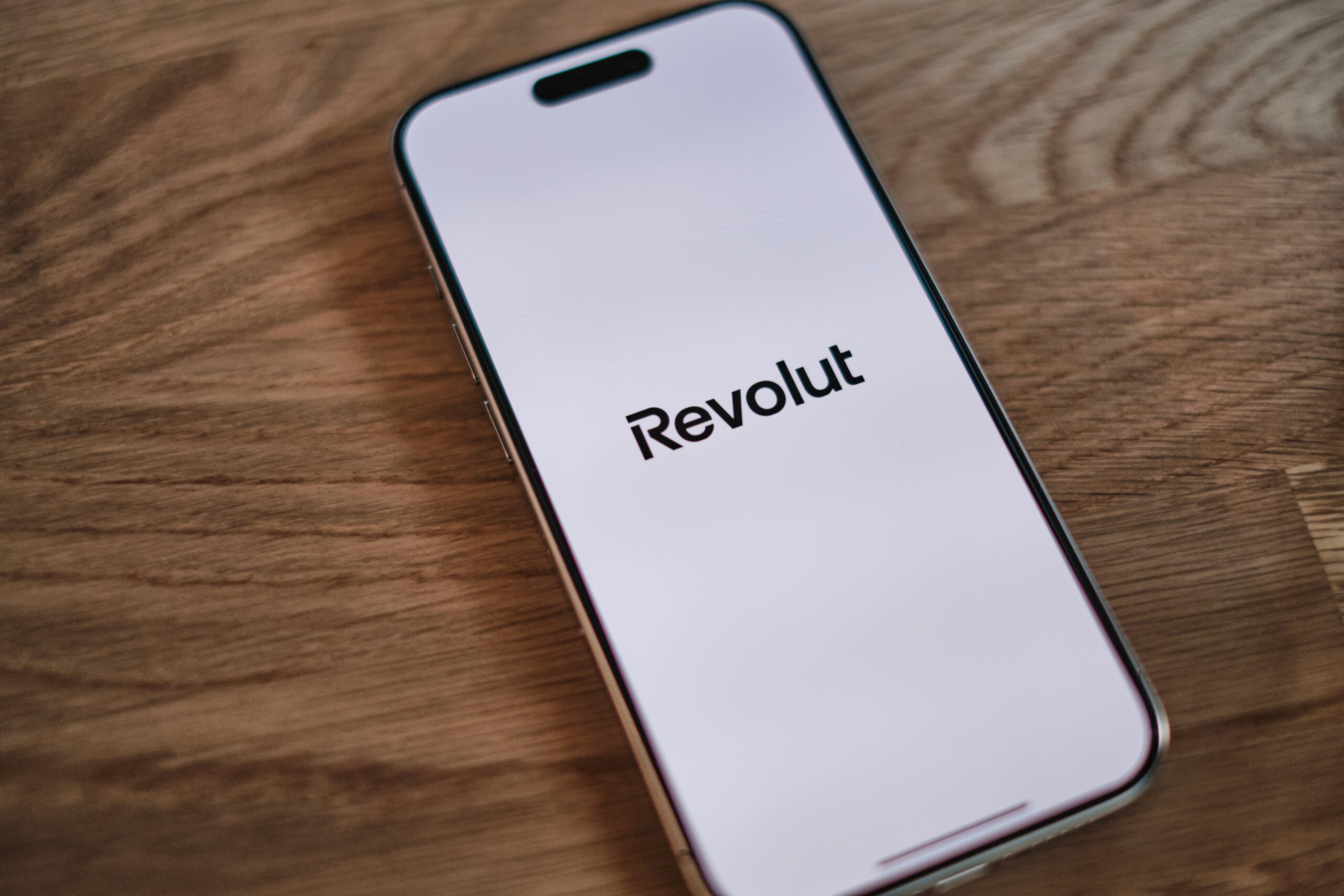 Revolut. Unsplash nuotr