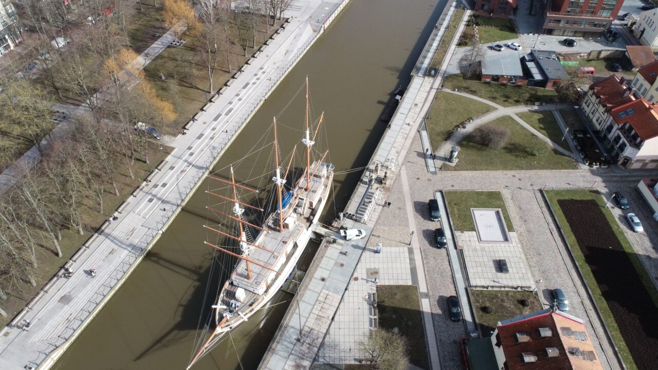 Pramonės įmonė iš Klaipėdos investuoja į nuosavą saulės parką: kaip energijos savarankiškumas veikia sąnaudas ir konkurenciją